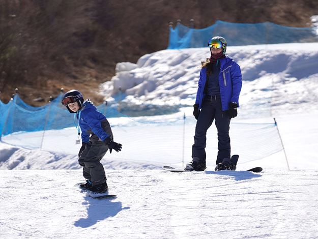 Picture of Bunny Hill Weekend: Beginner Lesson-Snowboard